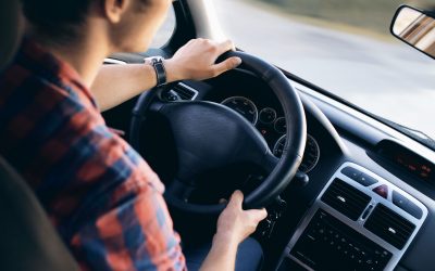 ¿Dolores al volante? La mejor postura para conducir